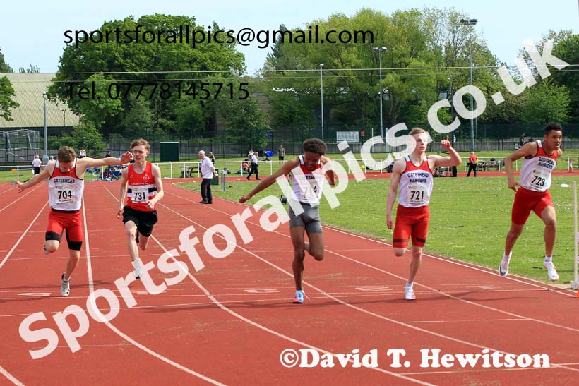Men and Boys 100 metres, 2022 North Eastern Track and Field Champs., Middlesbrough. David T. Hewitson/Sports for All Pics